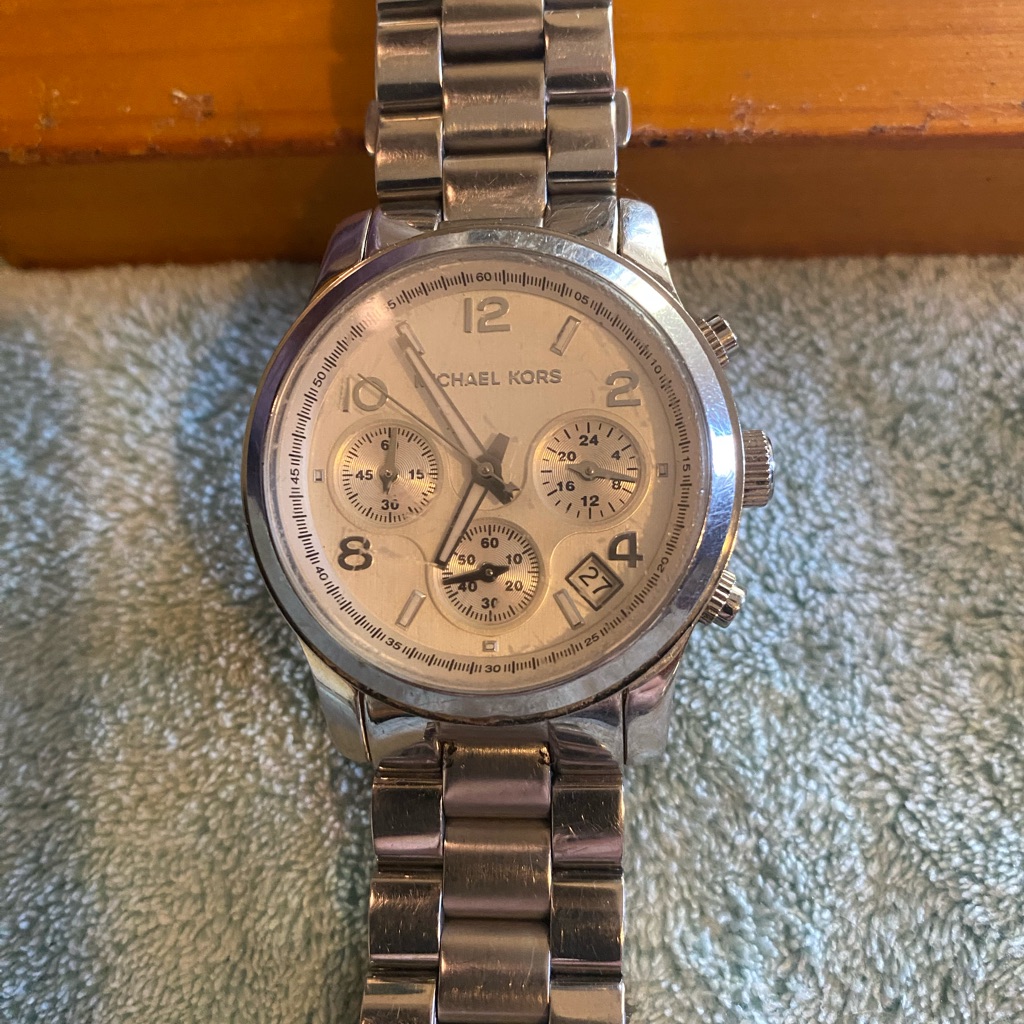 Michael Kors Silver Womens Watch 40$